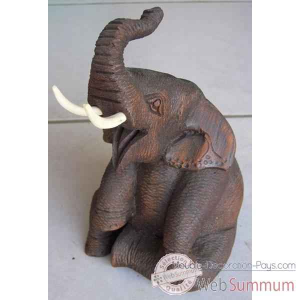 Sculpture bois elephant assis sur ses pattes arrieres. 20cm artisanat Thai -tai0715