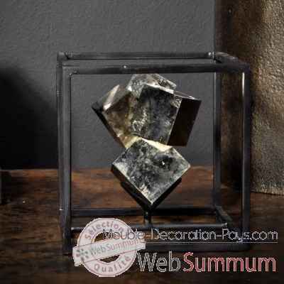 Pyrite navajun dans cage filaire carree Objet de Curiosite -MI066